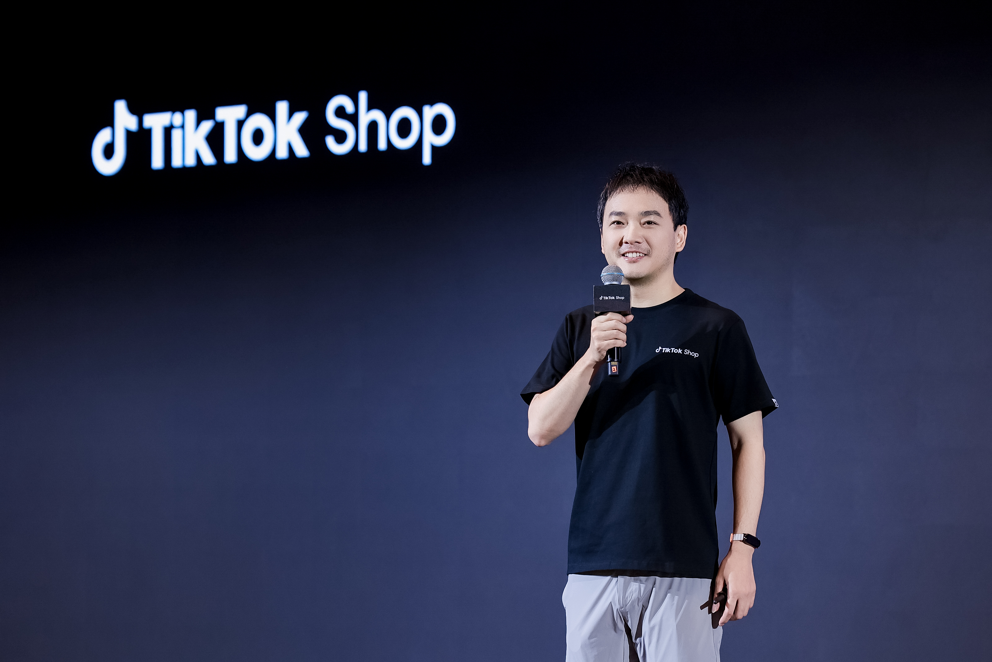 TikTok Shop 全托管黑五启航大会