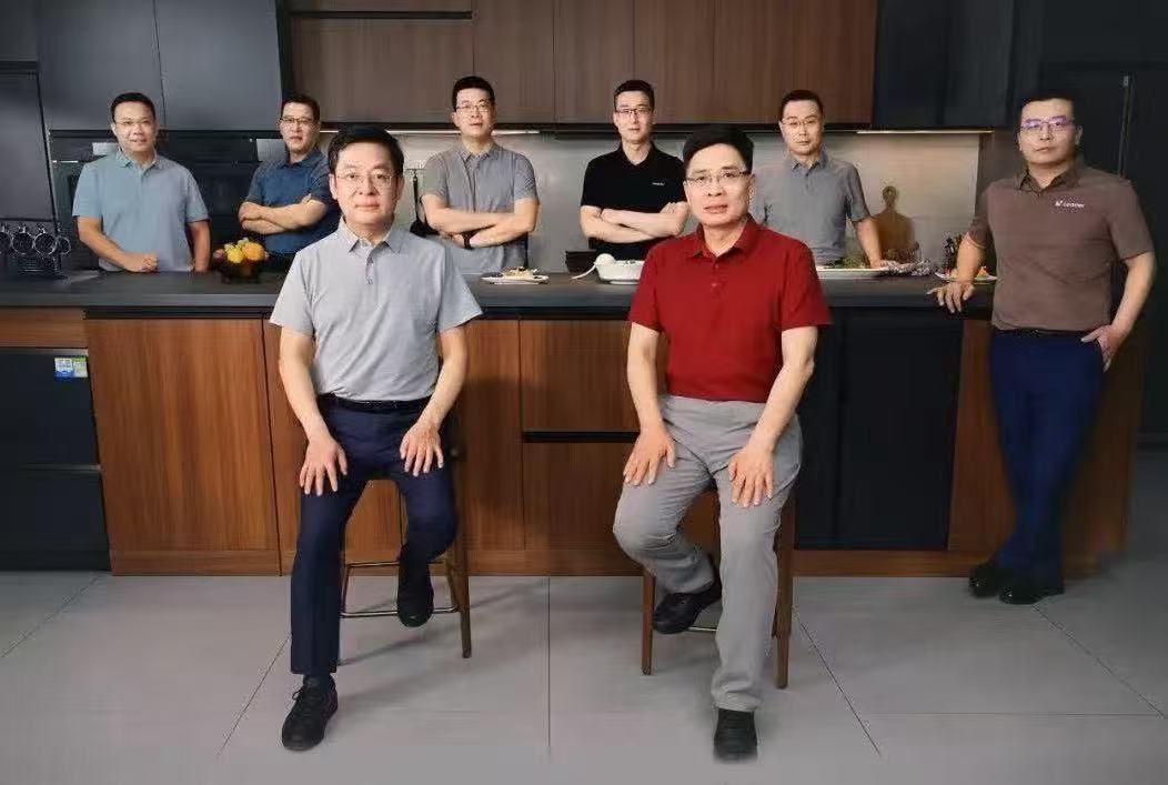 明珠羽童重组CP、海尔高管男团出道，家电龙头618为流量拼了
