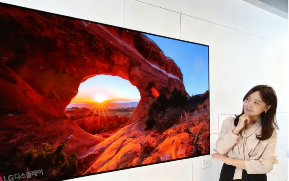 首次！12年亏损终逆转，LGD大尺寸OLED业务有望在今年盈利