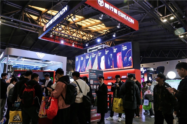 ​前行者上海WePlay & ZFX展会圆满落幕，“国风科技”外设引爆线下体验热潮