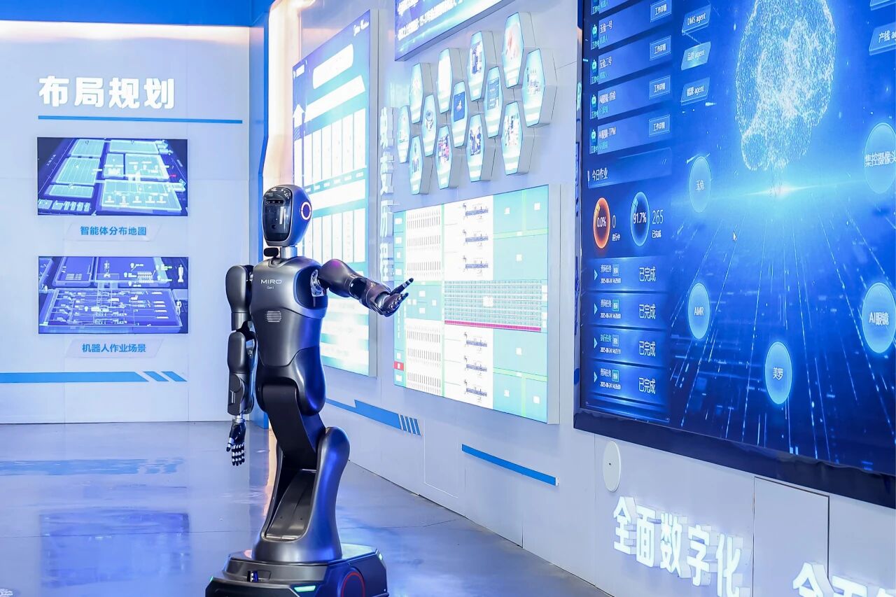 机器人产业步入爆发前夜，家用场景蓄势待发