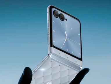 联想moto首款“大折叠”手机MWC亮相，即将国内发布