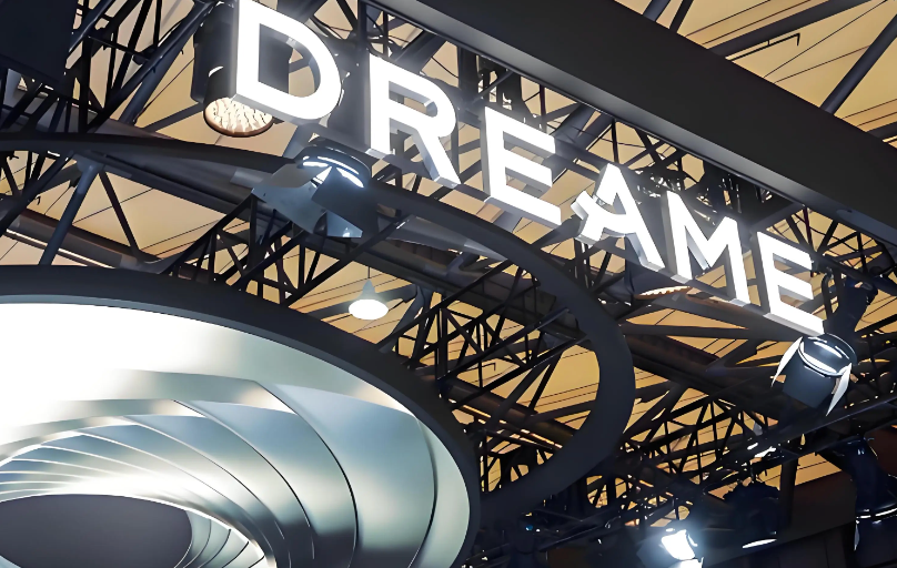 追觅遭黑公关，董明珠：加工资促消费，苹果AI拖累新品