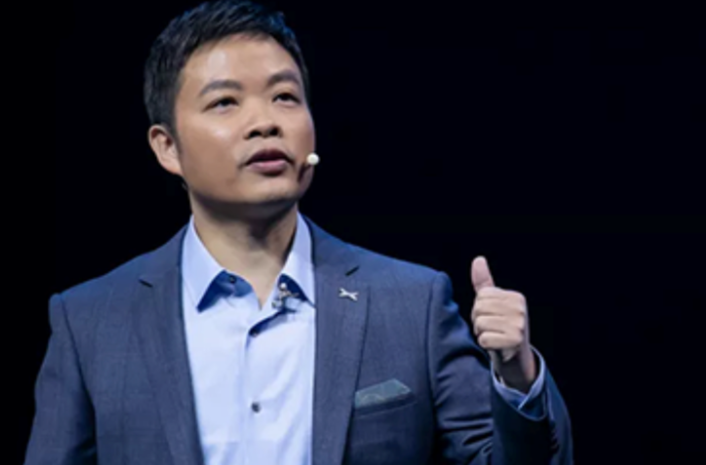 何小鹏履约，小鹏开始盈利了