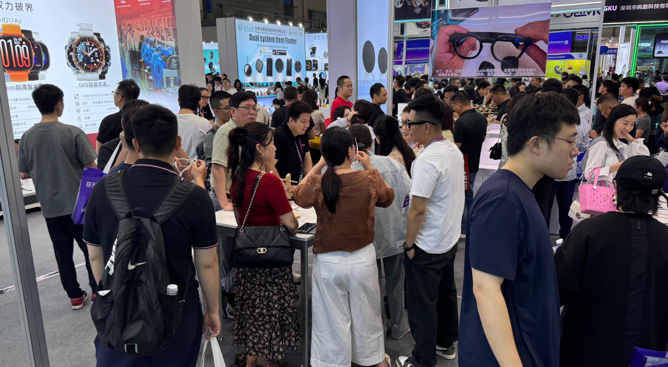 IEAE深圳电子展专访｜华戴科技郭浩滨：AI赋能智能穿戴，深耕硬件+软件双优势