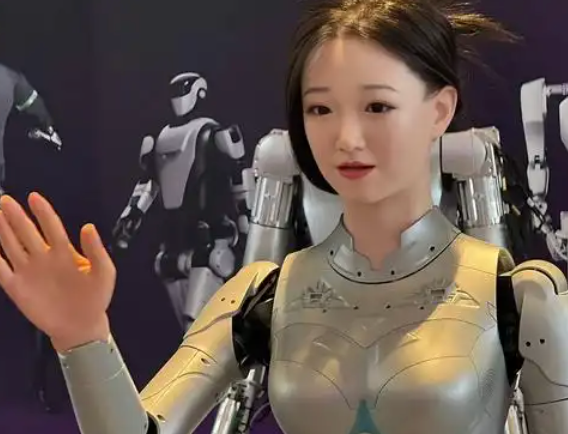 2026人形机器人半马超越人类记录