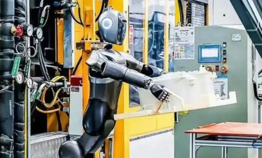 格力电器CMO朱磊：格力已具备做人形机器人能力